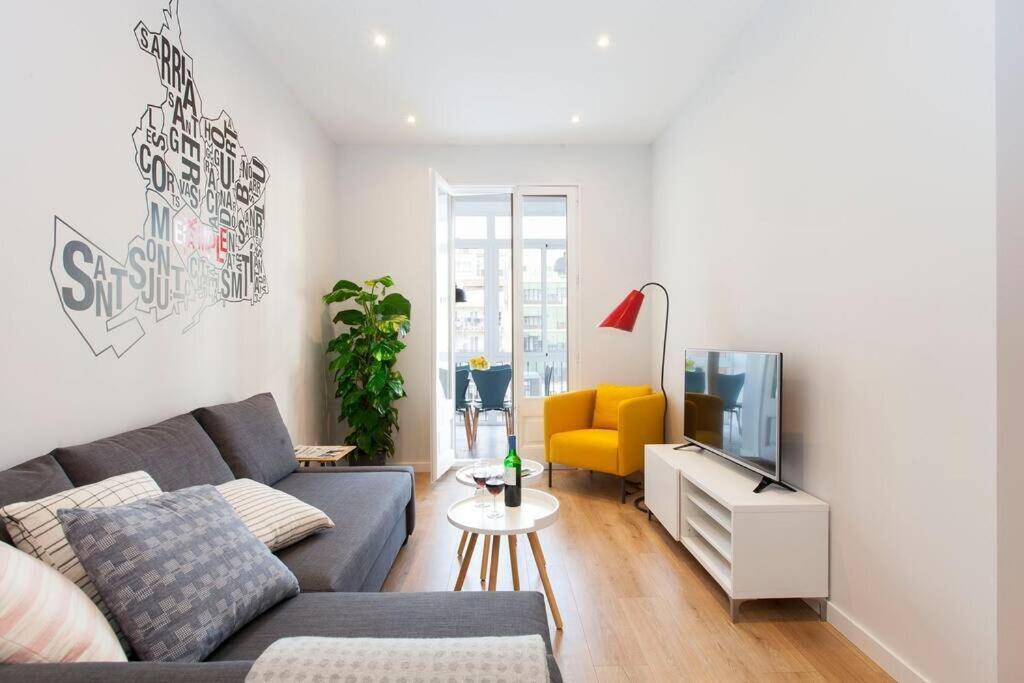 Beautiful 4Bd 4Ba Apartment In Eixample District バルセロナ エクステリア 写真
