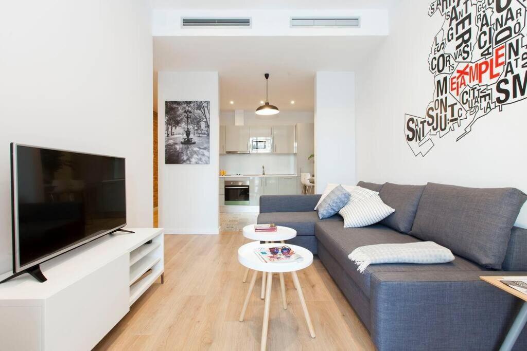 Beautiful 4Bd 4Ba Apartment In Eixample District バルセロナ エクステリア 写真