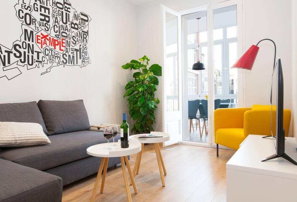 Beautiful 4Bd 4Ba Apartment In Eixample District バルセロナ エクステリア 写真